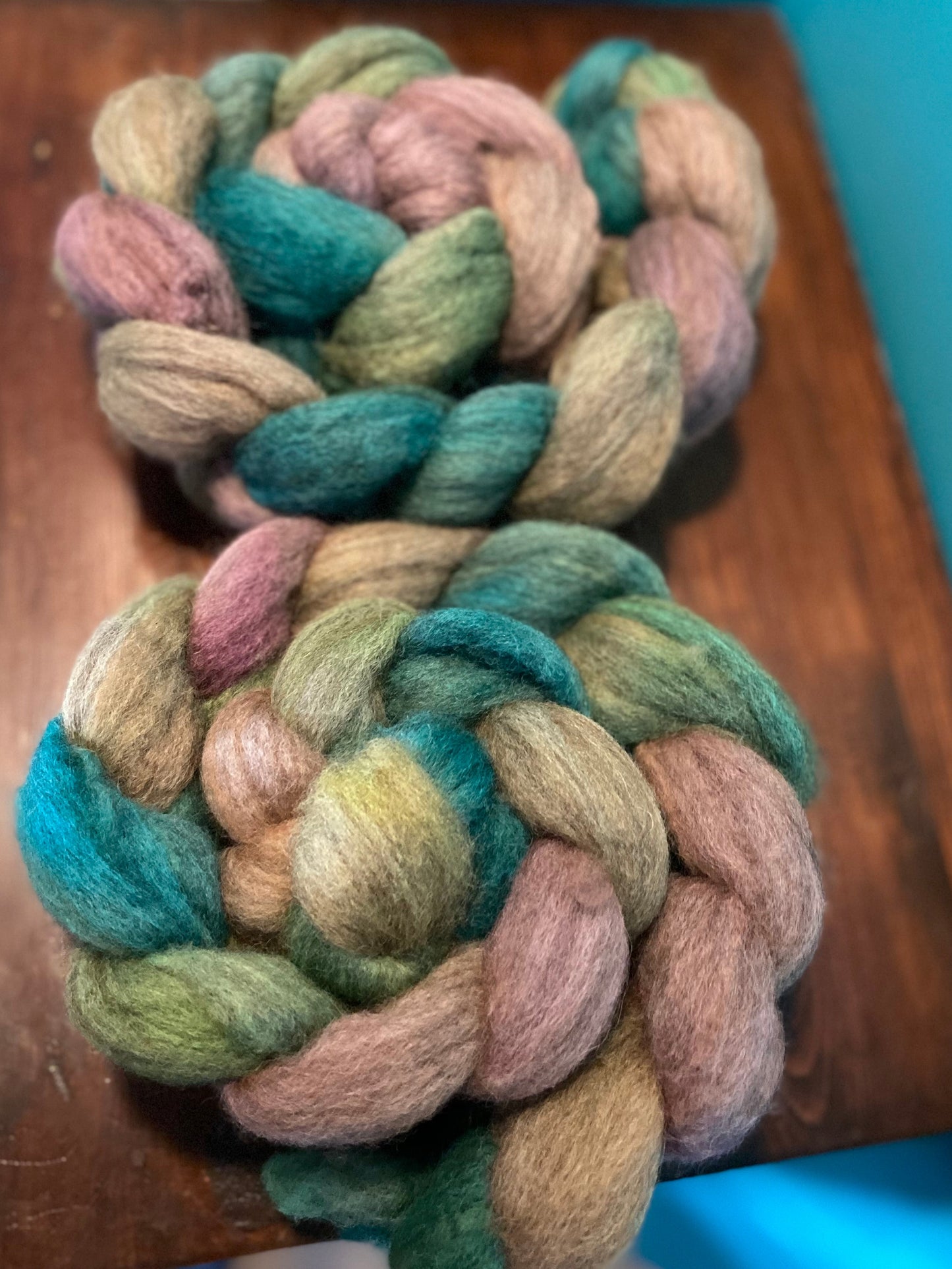 Dyed Natural Colour Oatmeal Blue Faced Leister (BFL) and Baby Camel Blend Top