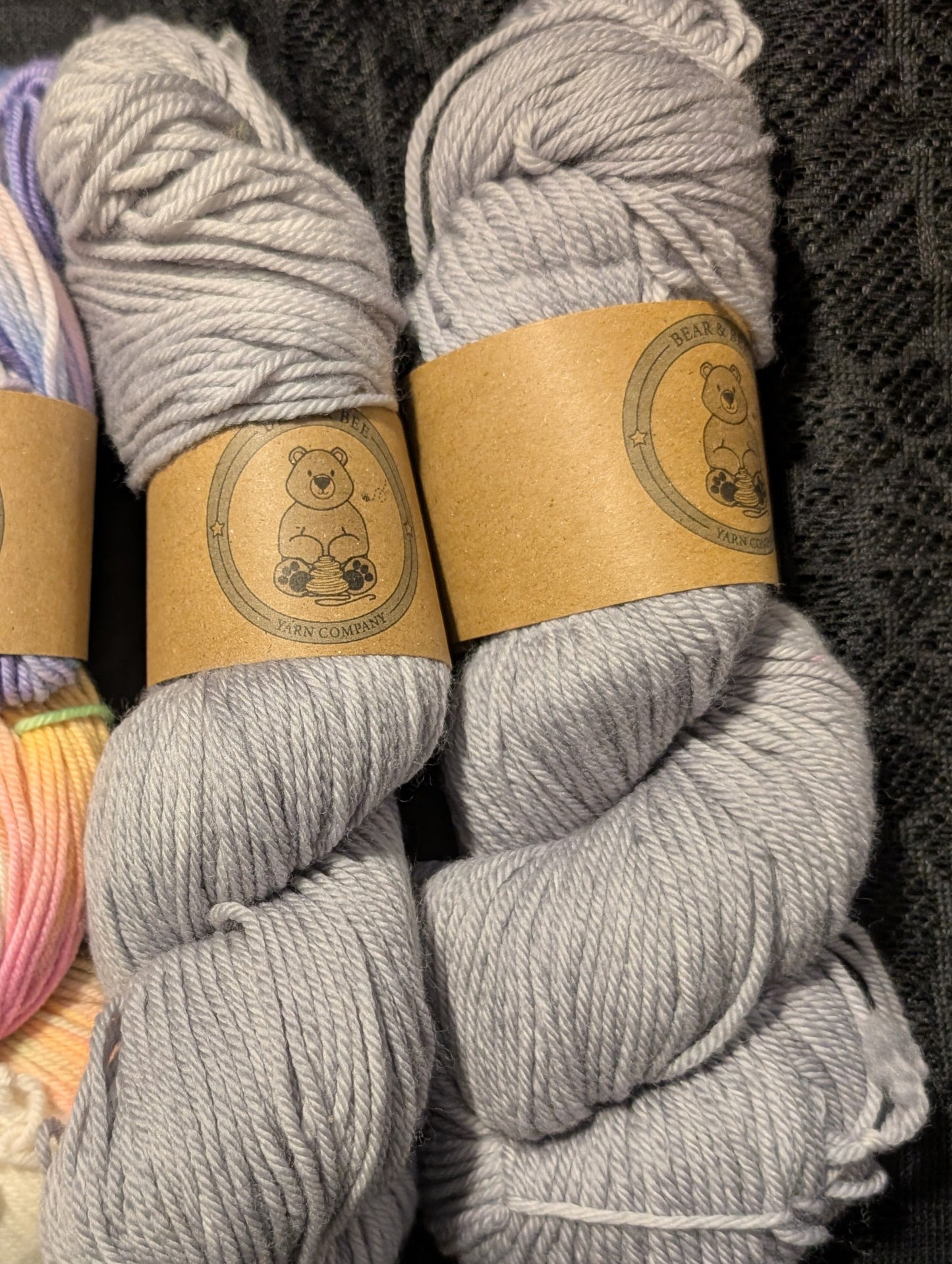 Multiple colours! Solids - Fine Superwash Merino Wool