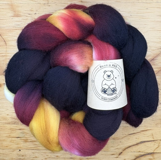 Fall 2025 - Fire Multicolour - 18.5 Micron Untreated Merino Combed Tops
